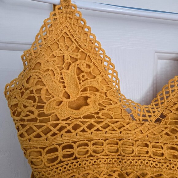 Flowy crop top - Picture 2 of 4